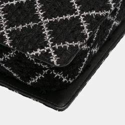 Pre Owned Chanel Black Tweed and Resin Zipped Chain Shopping Bag