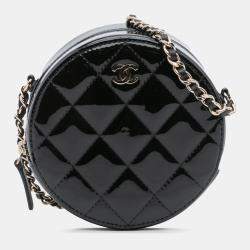 مملوكة مسبقًا Chanel Black Quilted Patent Round As Earth Crossbody