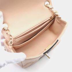 Pre Owned حقيبة شانيل قلاب جلد مبطن ثنائي اللون كلاسيك ميني مربع