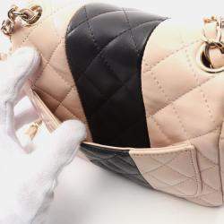 Pre Owned حقيبة شانيل قلاب جلد مبطن ثنائي اللون كلاسيك ميني مربع