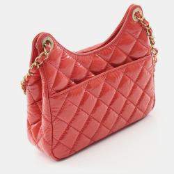 Pre Owned Chanel Wavy CC Small Pink Quilted Crumpled Calfskin Hobo Bag