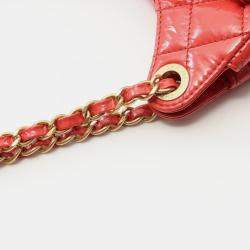 Pre Owned Chanel Wavy CC Small Pink Quilted Crumpled Calfskin Hobo Bag