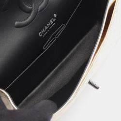 مملوكة مسبقًا حقيبة كتف شانيل قلاب مزدوج كلاسيكية جلد معدني