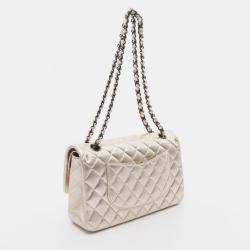 مملوكة مسبقًا حقيبة كتف شانيل قلاب مزدوج كلاسيكية جلد معدني