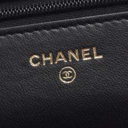 مملوكة مسبقًا Chanel Classic Black Leather Wallet On Chain