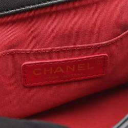 مملوكة مسبقًا حقيبة شانيل كتف جلد حمل أسود CC لووب-إن جلد الخراف الضأن