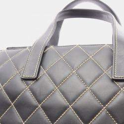 Pre Owned حقيبة كتف شانيل جلد أسود بخياطة واي لد