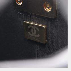 مملوكة مسبقًا حافظة شانيل باريس شاتو دو شينونسو جلد أسود فاندوم