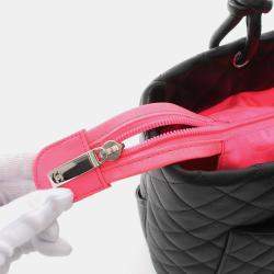 Pre Owned حقيبة شانيل كامبون خط جلد أسود اليدوية