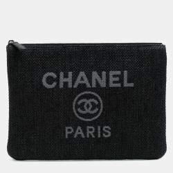 Pre Owned Chanel Black Medium Straw Deauville O Case Clutch