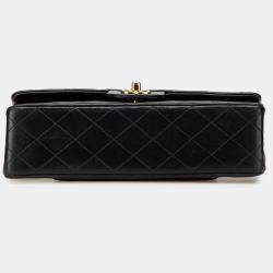 Pre Owned Chanel Black Medium Classic Lambskin Double Flap