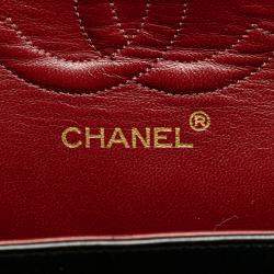 Pre Owned Chanel Black Medium Classic Lambskin Double Flap