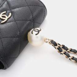 مملوكة مسبقًا Chanel CC Black Leather Coin Purse