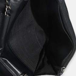 Pre Owned Chanel Black Quilted Lambskin Boy Wallet On Chain