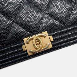 Pre Owned Chanel Boy Matelasse Coco Mark Black Calf Leather Chain Wallet Shoulder Bag