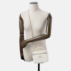Pre Owned Chanel Chain Shoulder Bag Matelasse Coco Mark Vanity Case Small White