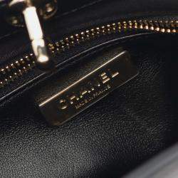 Pre Owned Chanel Chanel 31 Shoulder Bag Patent Leather Pink And Black