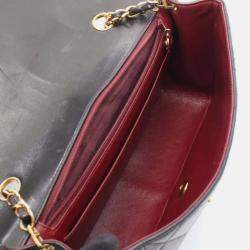 Pre Owned Chanel Matelasse Diana Flap Shoulder Bag In Lambskin Leather Black