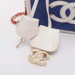 Pre Owned Chanel Cc Filigree Small Vanity Bag Shoulder Grained Calfskin Leather Blue Red White