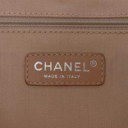Pre Owned Chanel Red Quilted Caviar Expandable Zip Tote
