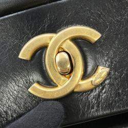 Pre Owned Chanel Matelasse Cc Logo Chain Tote Black Leather