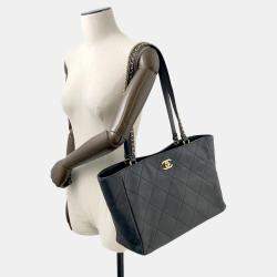Pre Owned Chanel Matelasse  Black Calf Leather Tote