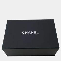 Pre Owned Chanel Boy Chanel Chain shoulder Bag Black Caviar Leather Size Small