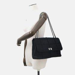Pre Owned Chanel 2.55 Chocolate Bar Chain shoulder Black Felt