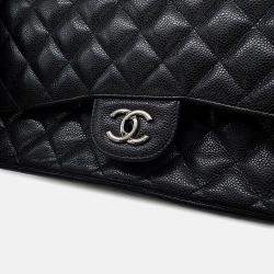 Pre Owned Chanel Matelasse W Flap Chain shoulder Black Caviar Leather Size 30