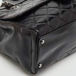 Pre Owned Chanel Black Quilted Crinkled Leather CC Delivery Bag