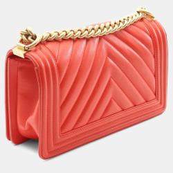 Pre Owned Chanel Boy Chanel Chevron V-Stitch Shoulder Bag In Lambskin Leather Red