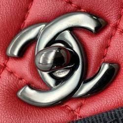 Pre Owned Chanel Chain Shoulder Bag Matelasse Lambskin Nylon Black