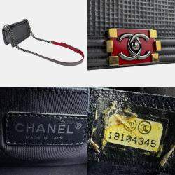 Pre Owned Chanel Boy Chanel Shoulder Bag In Metallic Gray Leather