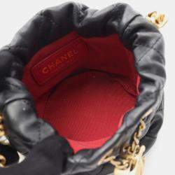 Pre Owned Chanel Matelasse Shoulder Bag Lambskin Leather Black