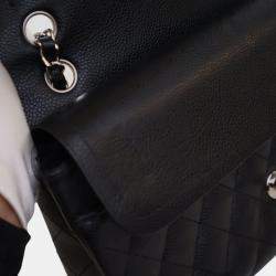 Pre Owned Chanel Black Medium Classic Caviar Double Flap