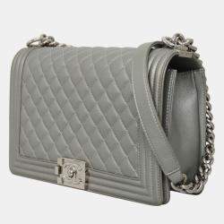 Pre Owned Caviar Leather New Medium Boy Bag