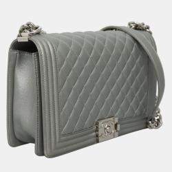 Pre Owned Caviar Leather New Medium Boy Bag