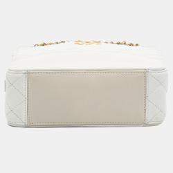 Pre Owned Chanel CC Quilted Lambskin Chain Crossbody