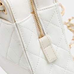 Pre Owned Chanel CC Quilted Lambskin Chain Crossbody