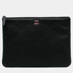 Pre Owned Chanel Black Medium Caviar Lucky Clover O Case Clutch