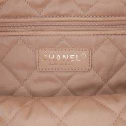 Pre Owned Chanel White Small Quilted Shiny Calfskin 22 Handbag