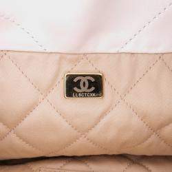 Pre Owned Chanel White Small Quilted Shiny Calfskin 22 Handbag