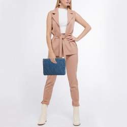 مملوكة مسبقًا حقيبة شانيل دينيم 19 كلاتش جديدة متوسطة