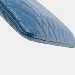 Pre Owned Chanel Blue Large Bicolor Sheepskin Mademoiselle Zip Clutch