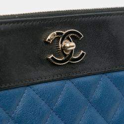 Pre Owned Chanel Blue Large Bicolor Sheepskin Mademoiselle Zip Clutch