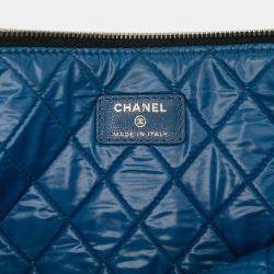 Pre Owned Chanel Blue Large Bicolor Sheepskin Mademoiselle Zip Clutch