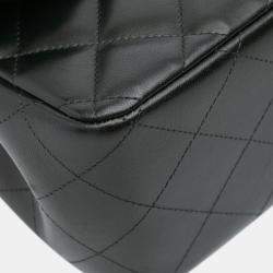 Pre Owned Chanel Black Jumbo Classic Lambskin Double Flap