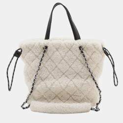 Pre Owned Chanel White Shearling Coco Neige Tote