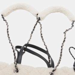 Pre Owned Chanel White Shearling Coco Neige Tote
