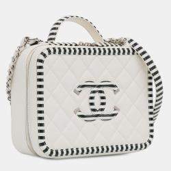 Pre Owned Chanel White Medium Caviar CC Filigree Vanity Case